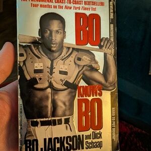 Bo Knows Bo Paperback Book